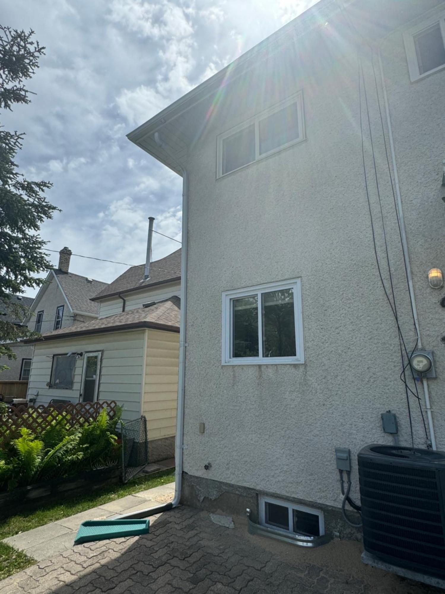 Walking Distance To St Boniface, Easy Parking Winnipeg Exterior foto